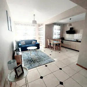Modlinska Апартаменты