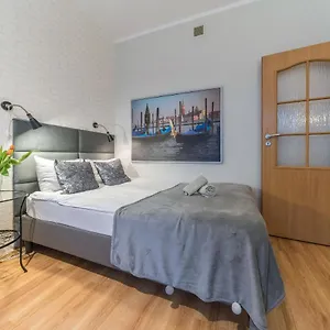 Przytulne Z Balkonem, 150m Od Dworca Główny Apartament