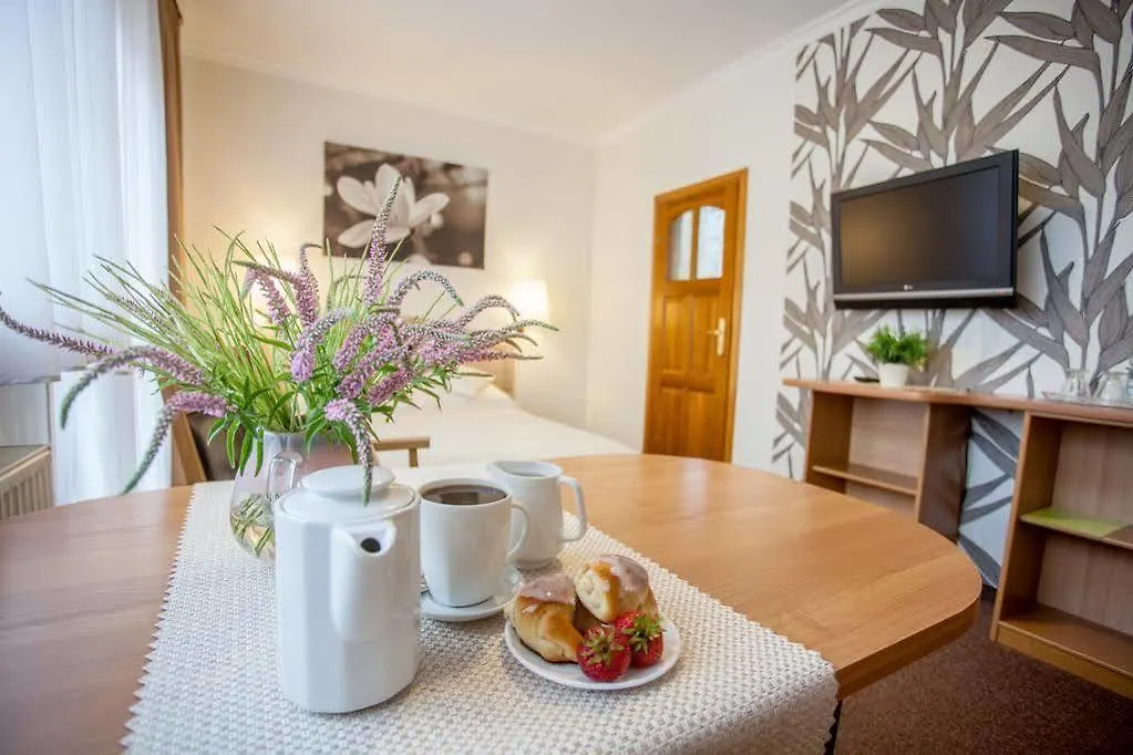 ** Konukevi Villa Anna Gdansk - Noclegi Rooms - Free Parking Polonya